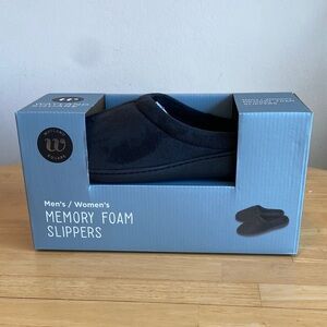 Wayland Square Black Memory Foam Slippers for Women